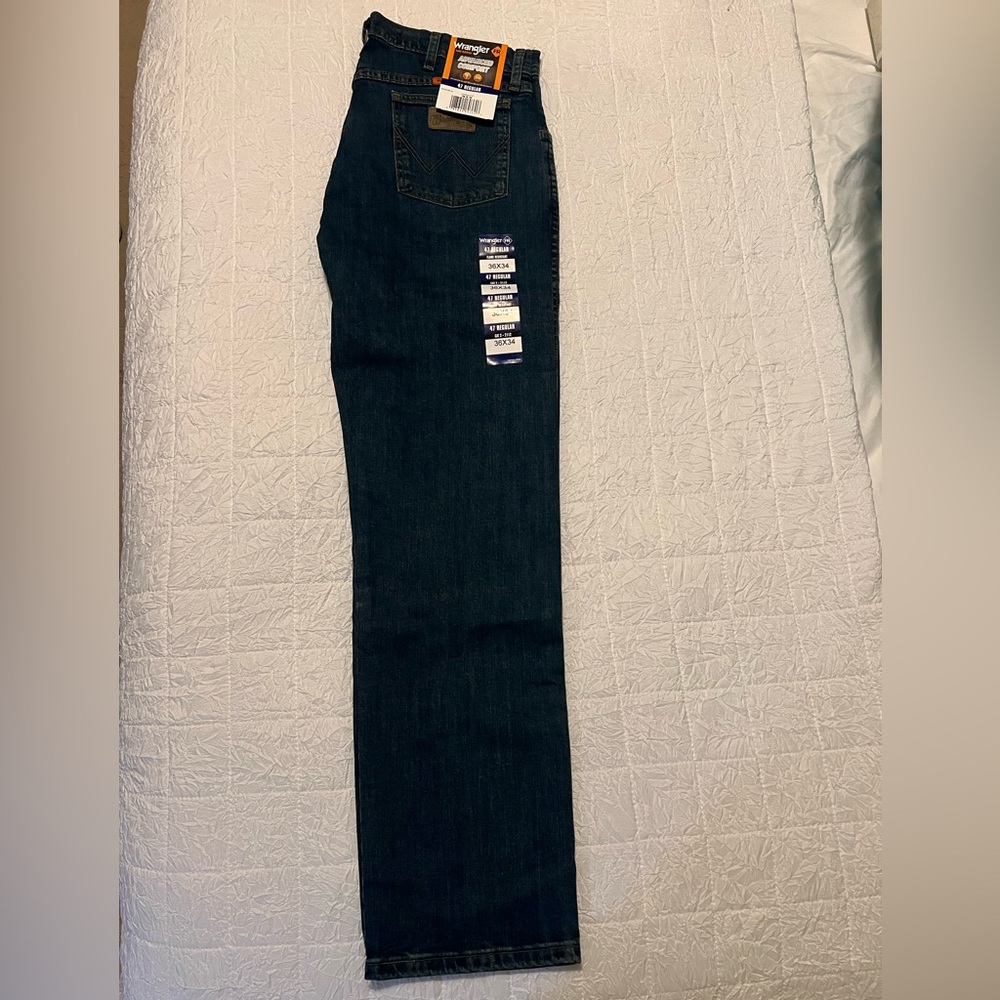 WRANGLER - FR - ADVANCED COMFORT - REGULAR FIT JEANS